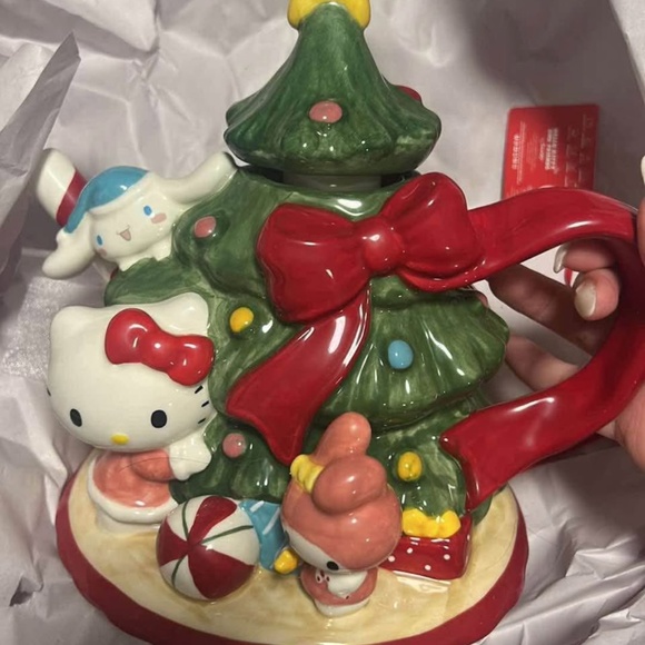 Hello Kitty Christmas Tree Ceramic - Picture 1 of 2